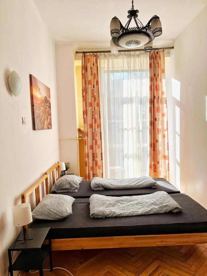 Room In Old Town Krakow Ngoại thất bức ảnh